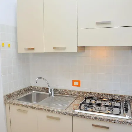 Modern Flat With Terrace For 4 Guests - Beahost Apartamento